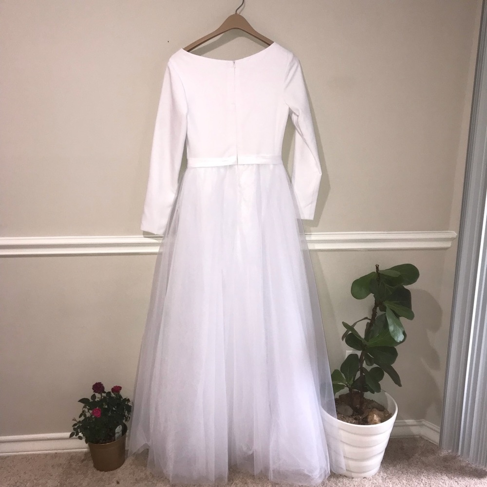 White longsleeve wedding dress a line - Picture 2 of 8